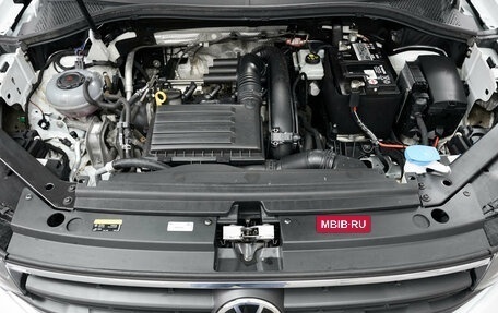 Volkswagen Tiguan II, 2021 год, 2 823 000 рублей, 21 фотография