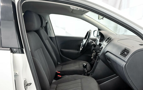 Volkswagen Polo VI (EU Market), 2017 год, 1 000 000 рублей, 11 фотография