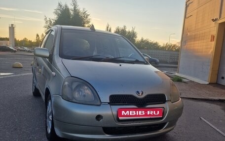 Toyota Vitz, 2001 год, 250 000 рублей, 1 фотография