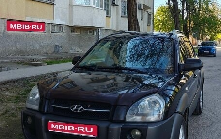 Hyundai Tucson III, 2007 год, 880 000 рублей, 1 фотография