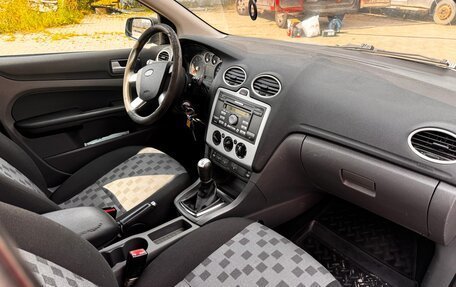 Ford Focus II рестайлинг, 2007 год, 310 000 рублей, 16 фотография