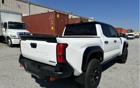 Toyota Tacoma, 2026 год, 10 990 000 рублей, 7 фотография