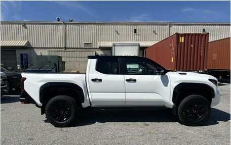 Toyota Tacoma, 2026 год, 10 990 000 рублей, 8 фотография