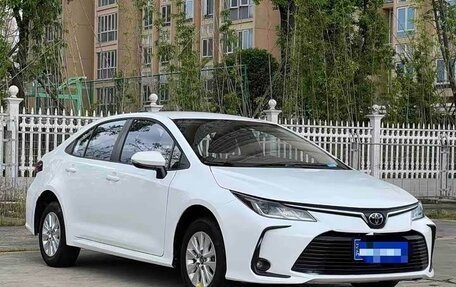 Toyota Corolla, 2022 год, 1 280 000 рублей, 2 фотография