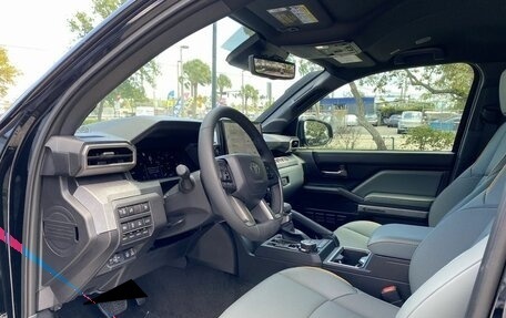 Toyota Tacoma, 2025 год, 10 490 000 рублей, 12 фотография