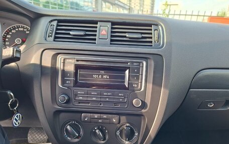Volkswagen Jetta VI, 2014 год, 1 250 000 рублей, 3 фотография