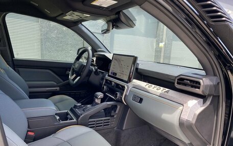 Toyota Tacoma, 2025 год, 10 490 000 рублей, 21 фотография