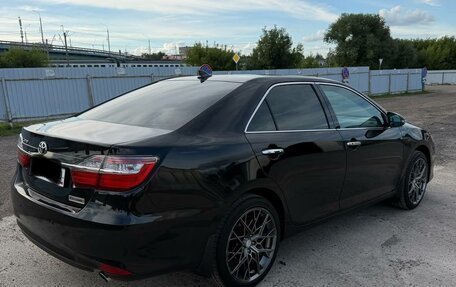 Toyota Camry, 2017 год, 1 830 000 рублей, 4 фотография