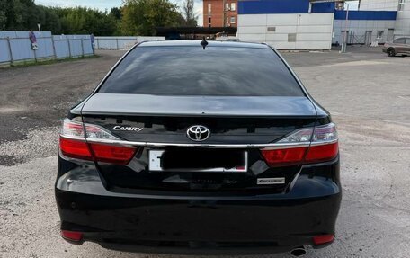 Toyota Camry, 2017 год, 1 830 000 рублей, 5 фотография
