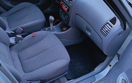 Hyundai Accent II, 2004 год, 460 000 рублей, 5 фотография