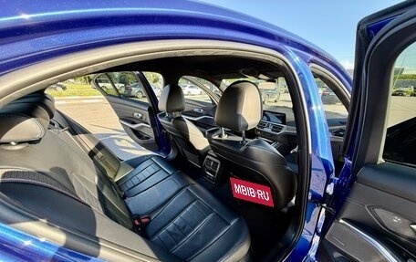BMW 3 серия, 2019 год, 3 950 000 рублей, 18 фотография