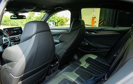 BMW 5 серия, 2021 год, 8 300 000 рублей, 14 фотография