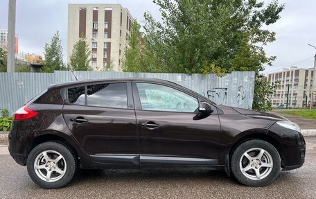 Renault Megane III, 2014 год, 690 000 рублей, 2 фотография