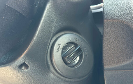 Nissan Tiida, 2011 год, 880 000 рублей, 17 фотография