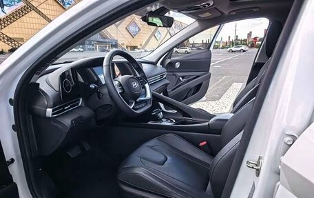 Hyundai Elantra, 2023 год, 1 630 777 рублей, 5 фотография