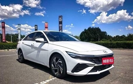 Hyundai Elantra, 2023 год, 1 630 777 рублей, 3 фотография