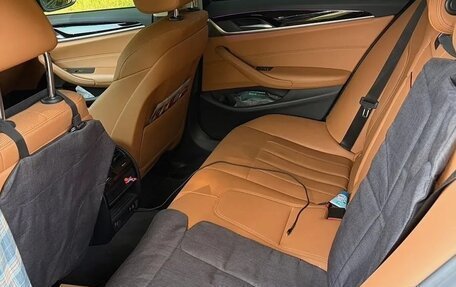 BMW 5 серия, 2020 год, 3 510 000 рублей, 8 фотография