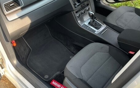 Volkswagen Passat B7, 2011 год, 1 080 000 рублей, 16 фотография
