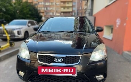KIA Rio II, 2010 год, 700 000 рублей, 2 фотография