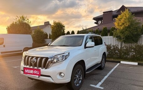 Toyota Land Cruiser Prado 150 рестайлинг 2, 2015 год, 3 695 000 рублей, 7 фотография