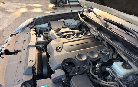 Toyota Land Cruiser Prado 150 рестайлинг 2, 2015 год, 3 695 000 рублей, 20 фотография