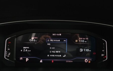 Volkswagen Tiguan II, 2023 год, 3 750 000 рублей, 12 фотография