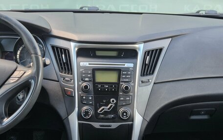 Hyundai Sonata VI, 2011 год, 749 000 рублей, 10 фотография