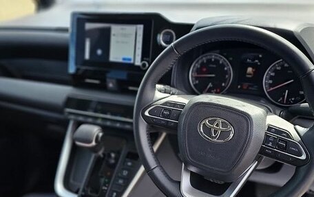 Toyota Noah, 2023 год, 2 295 005 рублей, 7 фотография