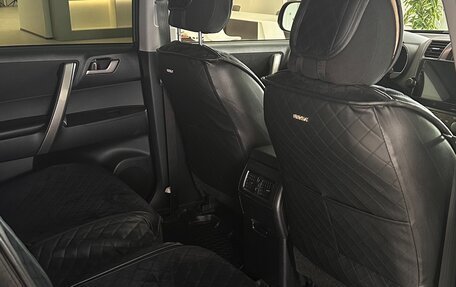 Toyota Highlander III, 2013 год, 1 639 000 рублей, 4 фотография