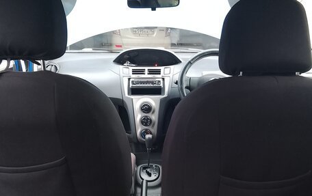 Toyota Vitz, 2010 год, 700 000 рублей, 11 фотография