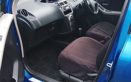 Toyota Vitz, 2010 год, 700 000 рублей, 7 фотография