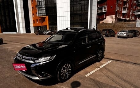 Mitsubishi Outlander III рестайлинг 3, 2018 год, 2 900 000 рублей, 9 фотография