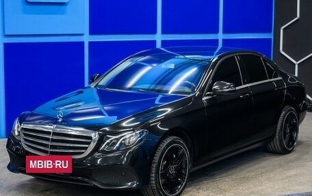 Mercedes-Benz E-Класс, 2019 год, 2 275 000 рублей, 2 фотография