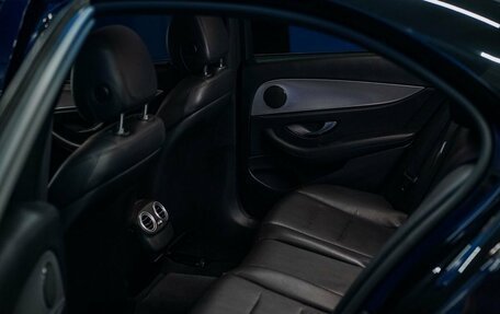 Mercedes-Benz E-Класс, 2019 год, 2 275 000 рублей, 14 фотография