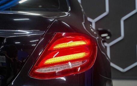 Mercedes-Benz E-Класс, 2019 год, 2 275 000 рублей, 17 фотография