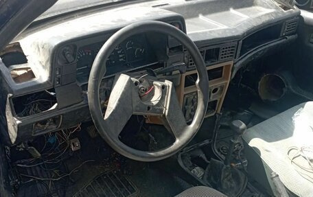 Opel Kadett E рестайлинг, 1985 год, 55 000 рублей, 4 фотография