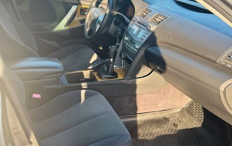 Toyota Camry, 2007 год, 899 999 рублей, 10 фотография