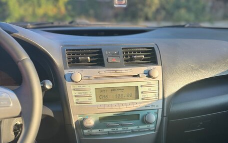 Toyota Camry, 2007 год, 899 999 рублей, 13 фотография