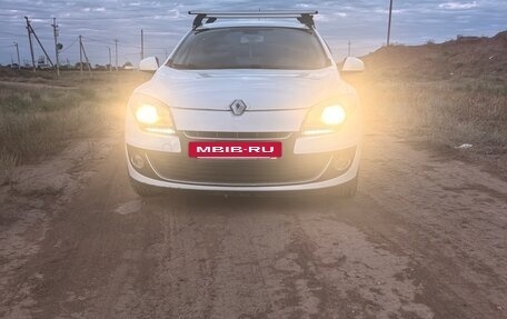 Renault Megane III, 2012 год, 750 000 рублей, 2 фотография