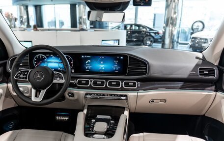 Mercedes-Benz GLS, 2024 год, 17 000 000 рублей, 20 фотография