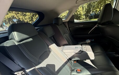 Lexus RX IV рестайлинг, 2018 год, 4 050 000 рублей, 3 фотография