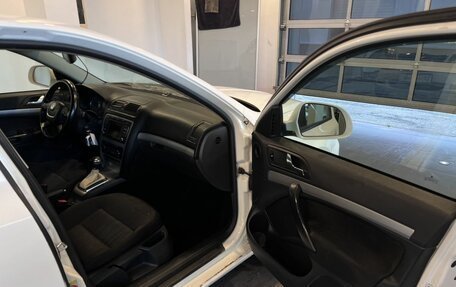 Skoda Octavia, 2011 год, 550 000 рублей, 26 фотография