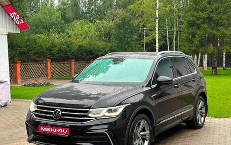 Volkswagen Tiguan II, 2021 год, 4 100 000 рублей, 1 фотография