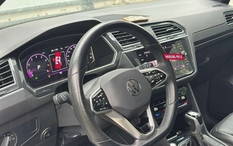 Volkswagen Tiguan II, 2021 год, 4 100 000 рублей, 18 фотография