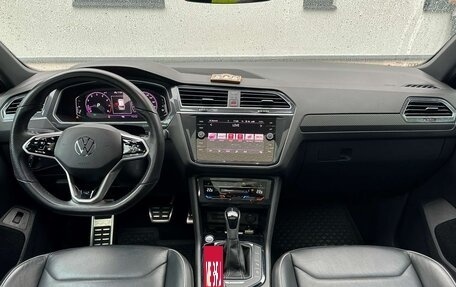Volkswagen Tiguan II, 2021 год, 4 100 000 рублей, 24 фотография