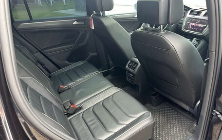Volkswagen Tiguan II, 2021 год, 4 100 000 рублей, 29 фотография
