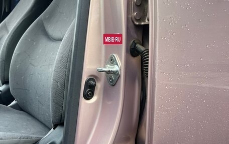 Toyota Vitz, 2000 год, 285 000 рублей, 8 фотография