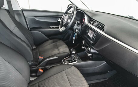 KIA Rio IV, 2020 год, 1 590 000 рублей, 13 фотография