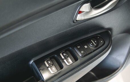 KIA Rio IV, 2020 год, 1 590 000 рублей, 21 фотография