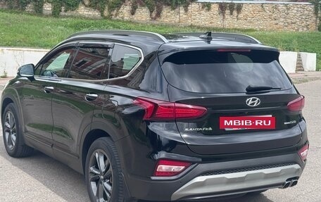 Hyundai Santa Fe IV, 2018 год, 3 200 000 рублей, 3 фотография